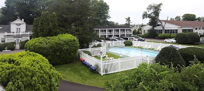 ShoreWay Acres Inn & Cape Cod Lodging