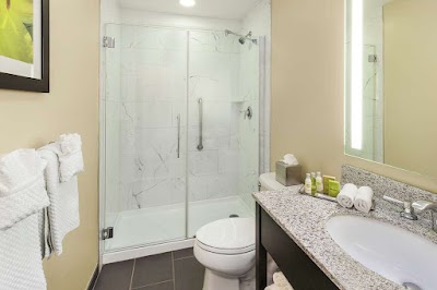 Photo 4 of DoubleTree by Hilton Hotel Cape Cod - Hyannis