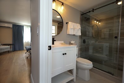 Photo 4 of Love Farms Lodge
