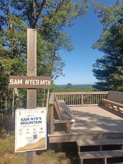 Photo 4 of Sam Nye Hill Lookout